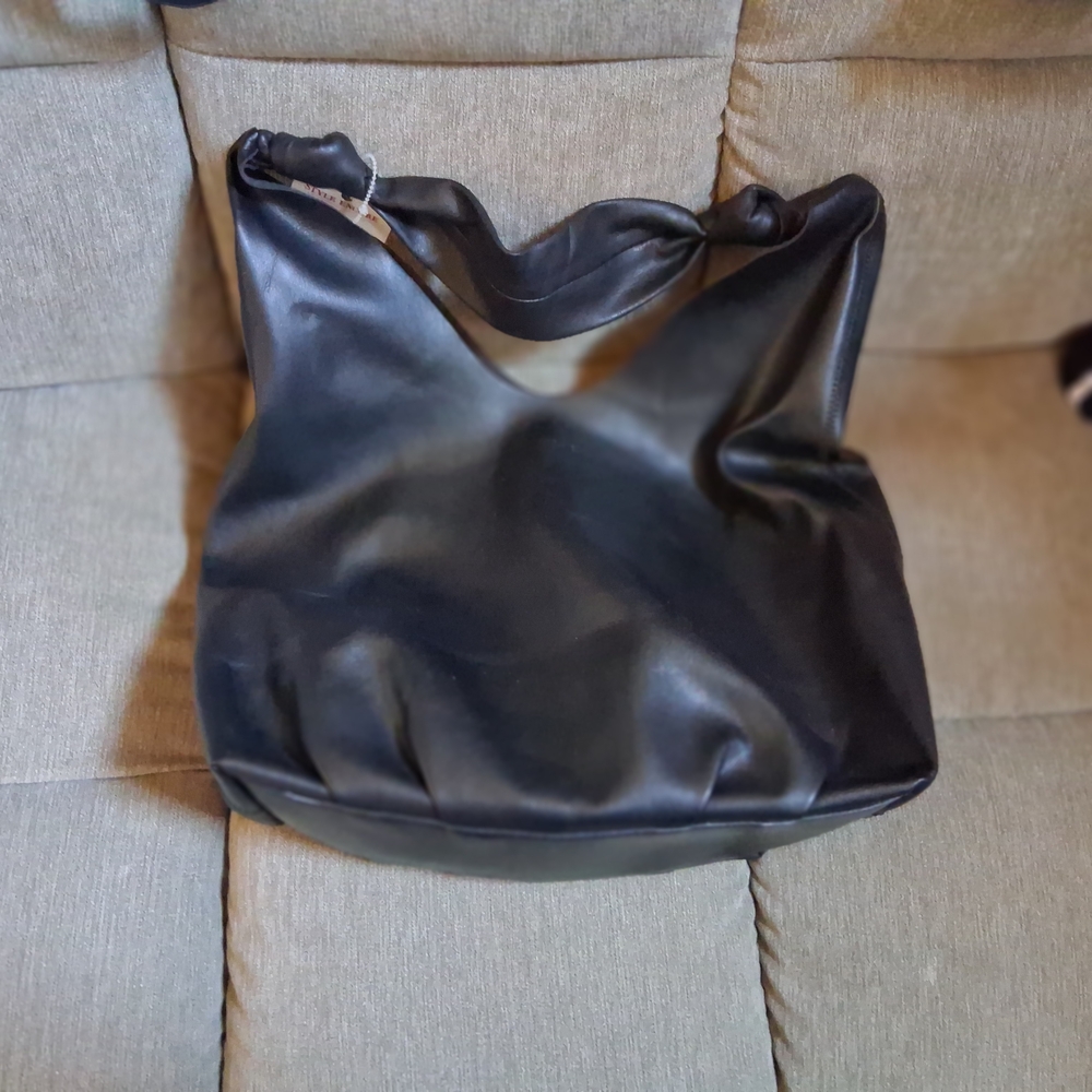 Elegant Black Women's Bag